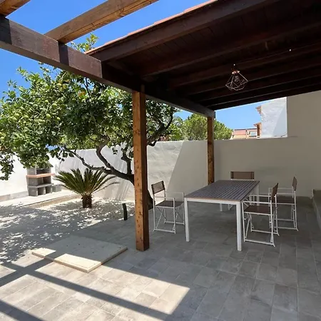 Holiday home Casa Indipendente Tonnara di Bonagia